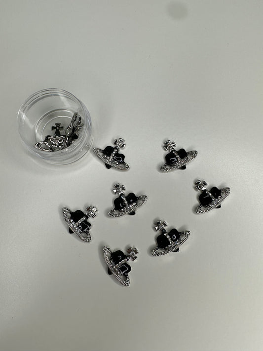 BLACK HEART SHUTTLES (10pcs)